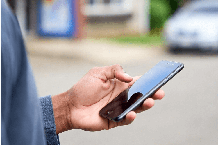 How Albertans Decide Who to Call