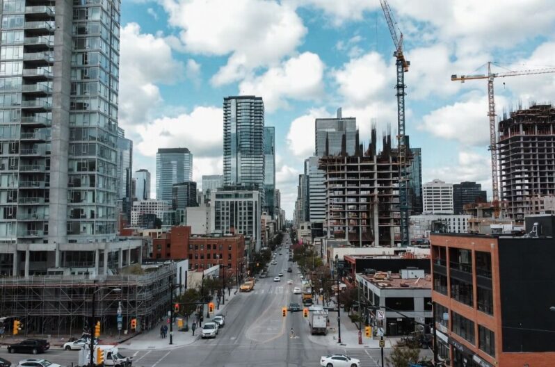 Alberta Wins Golden Scissors Award